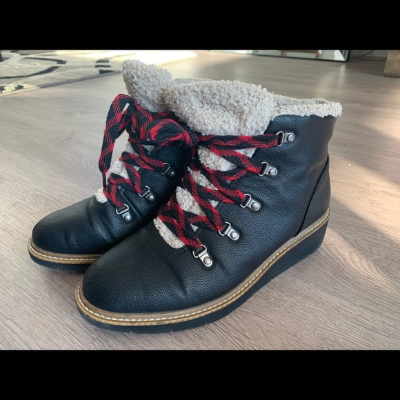 Like New Dr Scholls boots - Picture 3 of 6